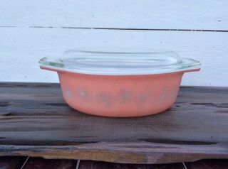 Vintage Pyrex Pink Daisy 1 1/2 Qt 043 Oval Casserole Dish W/ Glass Lid