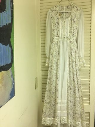 Vtg 1970 Iconic Gunne Sax Cotton Bohemian White - Flowers Long Dress S