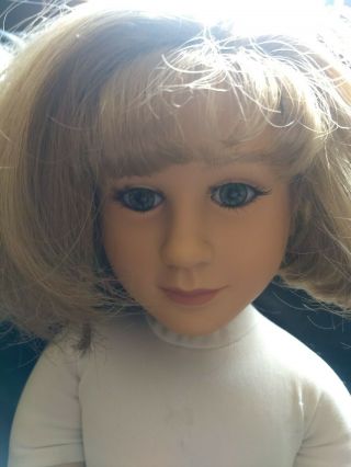 1997 My Twinn Audrey Blue Eyes Blonde Hair Freckles White Body Poseable Doll 23