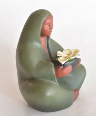 Vintage Tlalli Pottery Diego Rivera Inspired Figurine Woman w/ Calla Lillies 3