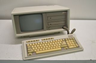 Vintage Compaq Portable Ii Luggable Personal Computer