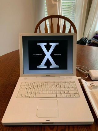 Vintage Apple iBook G4 14 - Inch Laptop 933 MHz / 128MB / 40 GB 3