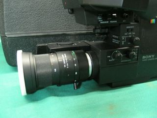 Vintage Sony HVC - 2200 Trinicon Professional Color Video Camera Camcorder & Case 3