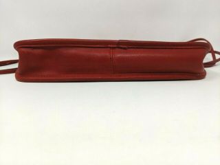 Vintage COACH Red Leather Medium Zippered Shoulder Bag Made In York Rare 4