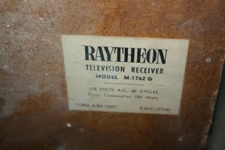 RARE Vintage Raytheon M - 1762G Television 5
