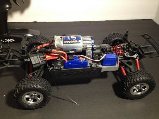 (B) Vintage Traxxas RC Car with Control (Local Estate Find) 6