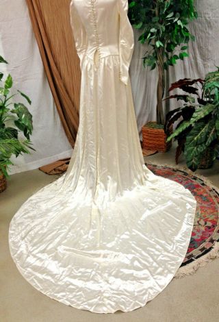 ELEGANT VINTAGE SATIN WEDDING DRESS BRIDAL GOWN RENAISSANCE FAIRE SIZE S - M 5