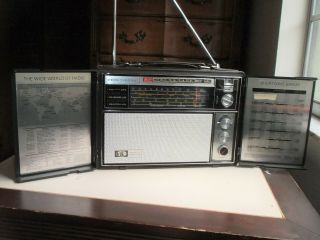 Vintage General Electric World Monitor P2900 Multi Band Radio &