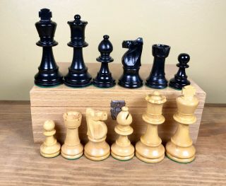 Vintage Staunton Hand Carved Wood Chess Set & Beechwood Box - France