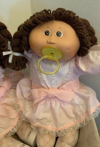 Vtg 1985 Cabbage Patch Kid Twin Girl Dolls browHair Lace Dress Tights Mary Janes 5
