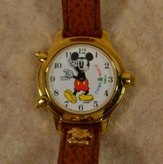 Vintage Collectible Lorus Mickey Mouse Melody Watch with Alarm/Chime V69F - 6000 7