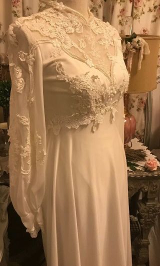 Vintage 70’s Wedding Dress Gown With Train And Veil Long Sleeve Size 6/8 Lace