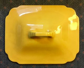 Vintage Riviera Yellow Covered Casserole Dish from Homer Laughlin 8