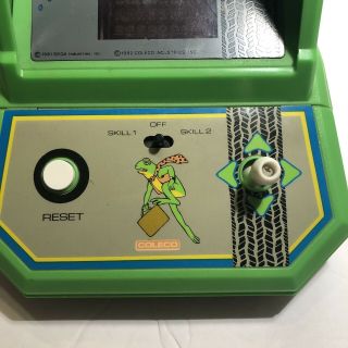 Vintage Mini Tabletop Official Frogger Arcade Game by Sega Coleco 1982 8
