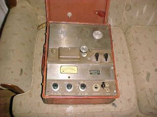Vintage Ampex 600 Portable Reel To Reel Tape Recorder