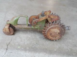 Vintage Cast Iron National Walking Lawn Sprinkler Tractor A5 - Not Repair