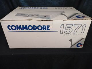 Vintage Commodore 1571 5 1/4 " Disk Drive Powers On