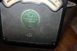 Vintage Portable Taylor Pyrometer Fahrenheit Gauge Industrial tool 2