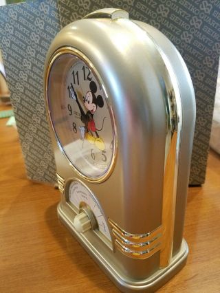 Vintage Seiko Walt Disney Mickey Mouse Musical Alarm Clock Jukebox 2