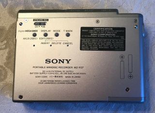 Vintage Sony Walkman MD Digital Bass MiniDisc - with User ' s Guides and Cable 3