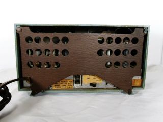 Vintage 1953 EMERSON Clock Radio Tube Receiver Model 718 - - - 5