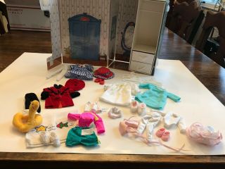 Vintage Madeline Set Doll Carry Case And Outfits