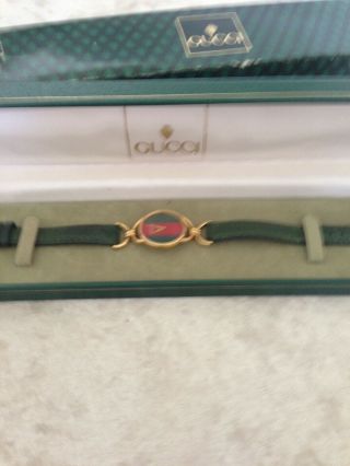 Gucci 100 Ladies Vintage Watch Model 6000l Boxed
