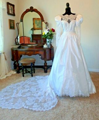 Vintage 1980s Wedding Gown Designed By Faye Sloan