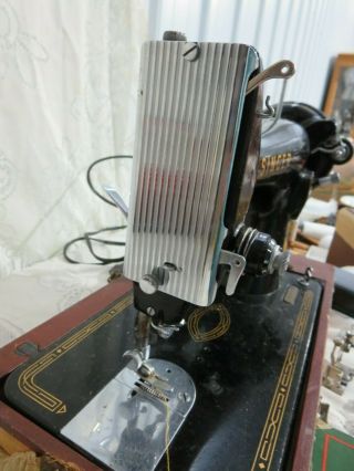 Vintage 1955 Portable Singer Sewing Machine 99 w/ Case & Attachments AM.  34401 3