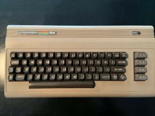 Vintage Commodore 64 Computer/keyboard