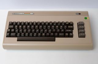 Vintage 1980s Commodore 64 C64 Computer " Breadbin " Model - For Parts/repair