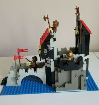 Lego 6075 Wolfpack Tower Castle & Instructions 3