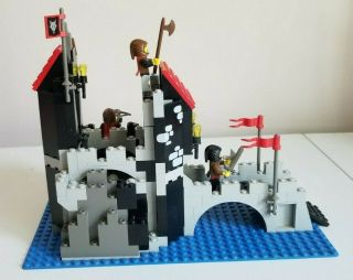 Lego 6075 Wolfpack Tower Castle & Instructions 5