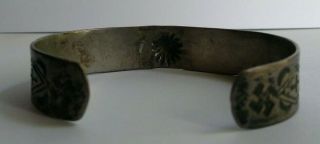 VINTAGE SILVER NAVAJO INDIAN STAMPWORK WHIRLING LOGS CUFF BRACELET AS FOUND 5