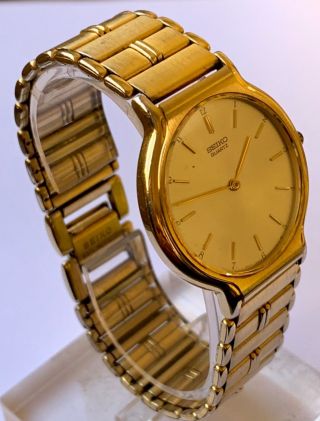 Vintage Seiko Gold - Tone Thin Mens Dress Watch 5Y30 - 7019 battery 2