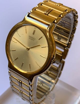 Vintage Seiko Gold - Tone Thin Mens Dress Watch 5Y30 - 7019 battery 6