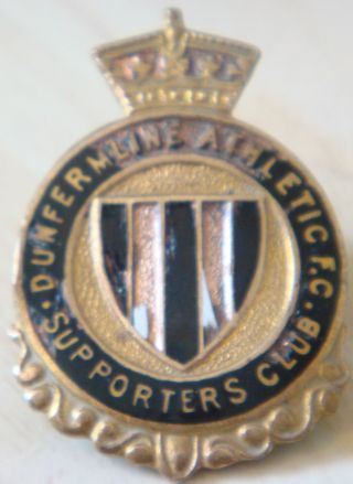 Dunfermline Athletic Rare Vintage Supporters Club Badge Button Hole 23mm X 34mm