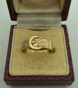 A Vintage Fully Hallmarked Birmingham Assayed 9ct Gold " Buckle " Ring.