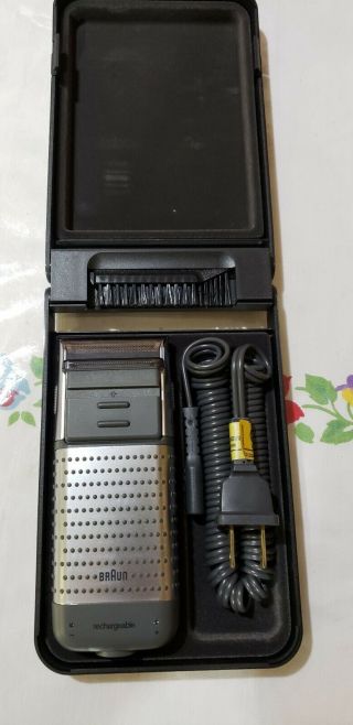 Vintage Braun 5567u Portable Rechargeable Trimmer Shaver Case Germany Exct