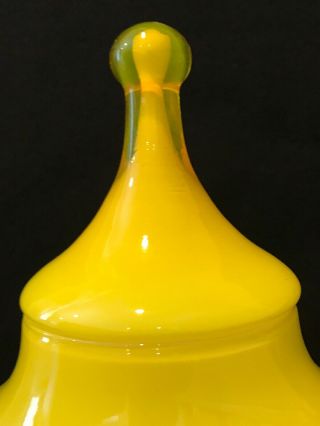LARGE VINTAGE Yellow And Green ART GLASS EMPOLI APOTHECARY JAR WITH LID 11 3/4” 3