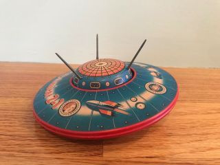 Vintage Metal/tin Flying Saucer Toy - Rare
