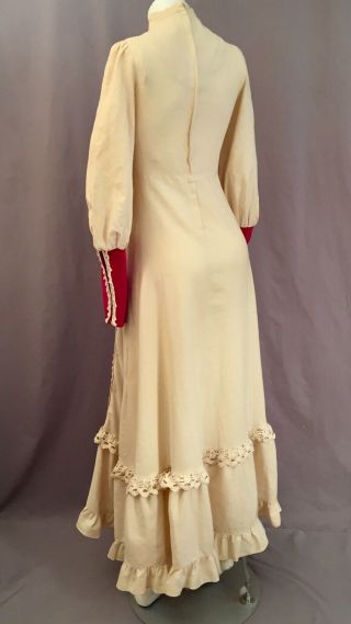 GUNNE SAX Vintage VICTORIAN DRESS VELVET AND LACE c1970 4