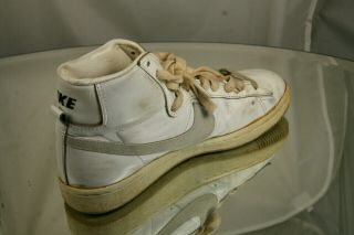 Vintage 1980’s Nike White Leather Shoes Size US 7.  5 Men ' s High Top Basketball 6