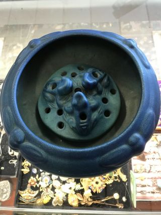 Vintage Van Briggle Blue Pottery Vase & Frog/ 3 Frogs No Chips Or Cracks