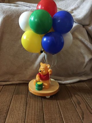 Winnie The Pooh Vintage 1981 Hunny Pot Bear Holding Balloons.  Lamp/night Light