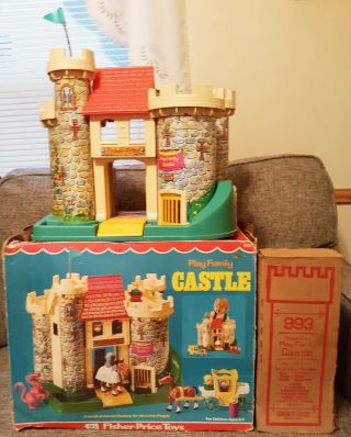 Vintage 1974 Fisher Price Little People Castle And Accessories 993