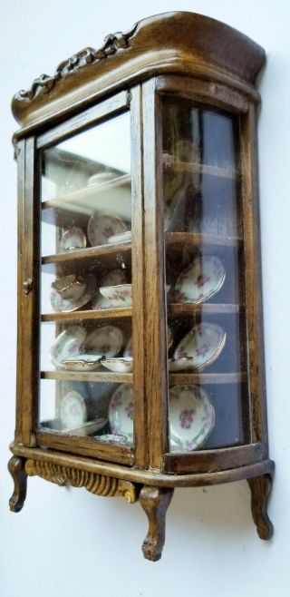 VINTAGE REMINISCENCE CURVED FRONT DISPLAY CHINA CABINET WITH FULL SET CHINA 6