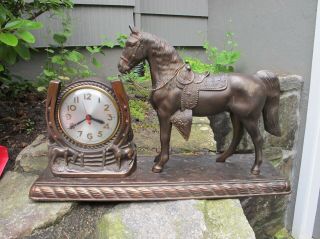 Vintage Sessions Western Horse Horseshoe W Electric Cast Metal Mantel Clock