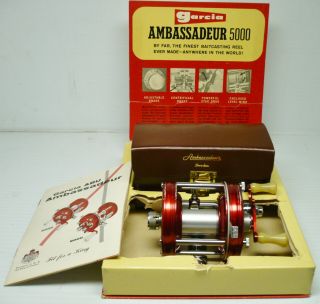 Vintage Fishing Reel,  Abu Garcia Ambassadeur 5000 Display Box,  Case,  Book 444613