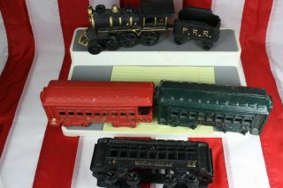 Vintage Antique 5 Piece Cast Iron Train Set / Washington 44